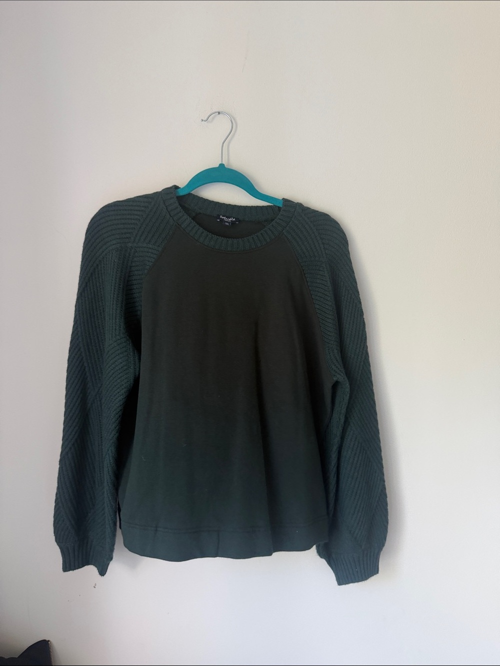 Splendid women’s  Forest Green Crewneck Sweater